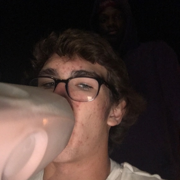 Meet your Posher, James - Picture 1 of 1